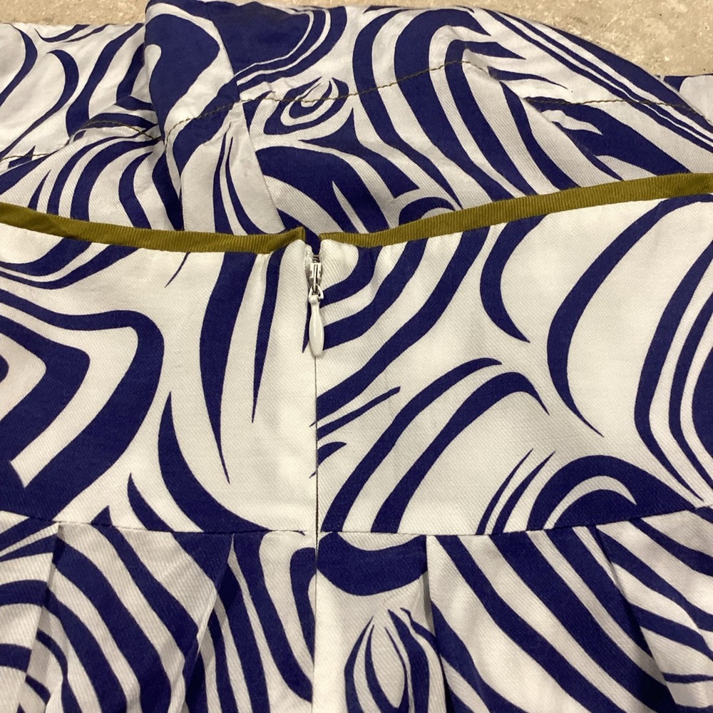CAbi SZ 12 pleated lined swing style skirt pockets cotton blend drop waistband - Picture 8 of 11